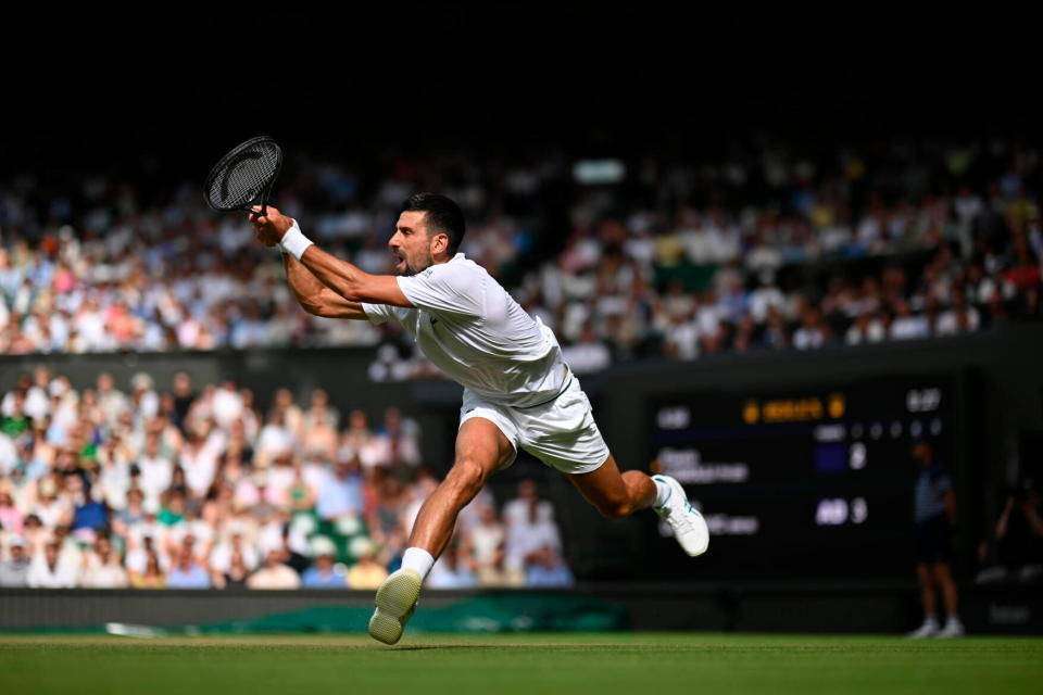  德约科维奇在法国队比赛中突破纪录，逆转引发热议！